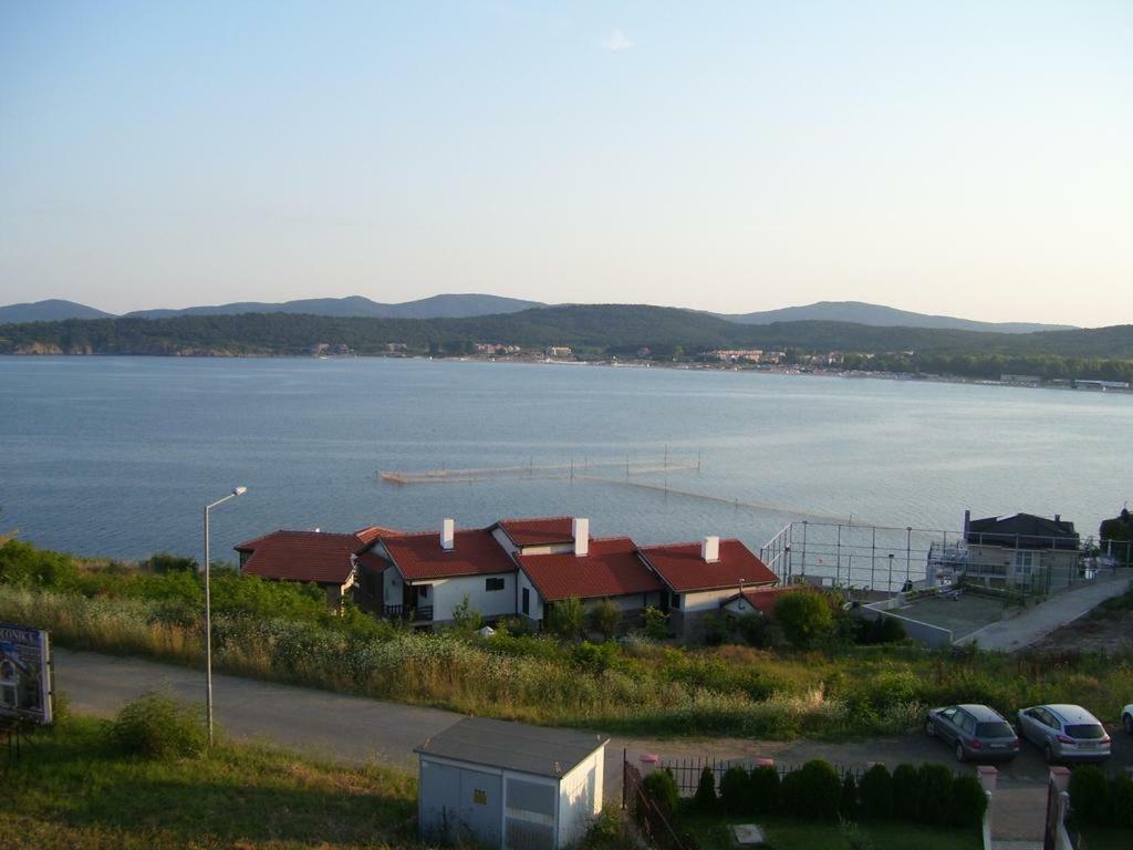 Safo Apartments And Rooms Sozopol Eksteriør bilde